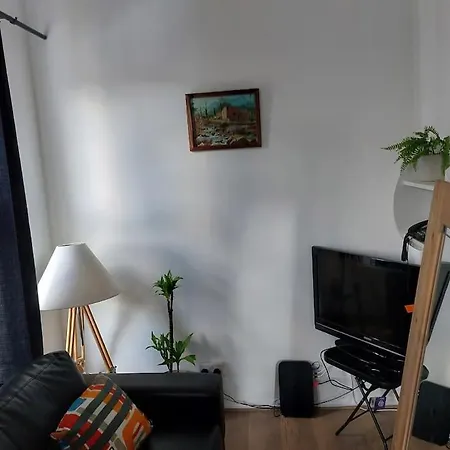 Cozy 3 Bedroom Flat